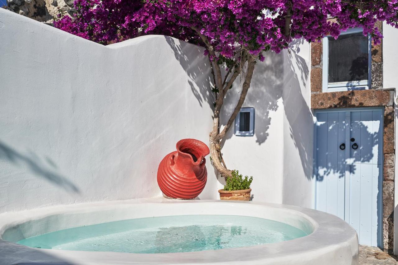 2 Bedroom Charming Villa With Outdoors Jacuzzi Megalochori  Exterior foto