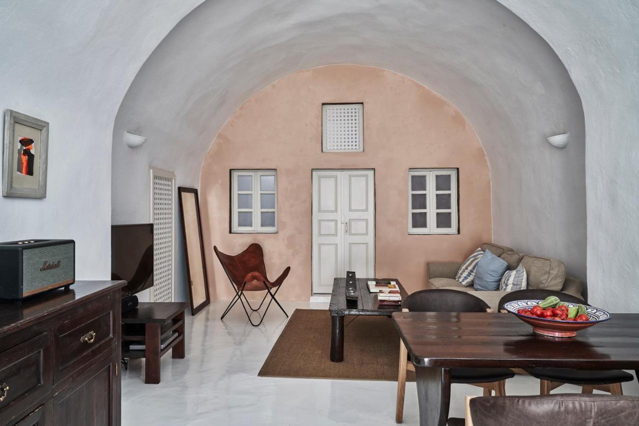 2 Bedroom Charming Villa With Outdoors Jacuzzi Megalochori  Exterior foto